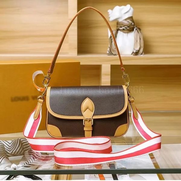 designer bag women's shoulder bag leather luxury presbyterian diane embossed alphabet complete package m45985 purse
designer bag women's shoulder bag leather luxury presbyterian diane embossed alphabet complete package m45985 purse