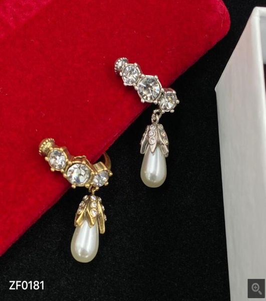 1 piece drop crystal ear cuff hiphop punk pearl earring ear studs skull skeleton head earrings women mans halloween party jewelry 9935871, Silver
1 piece drop crystal ear cuff hiphop punk pearl earring ear studs skull skeleton head earrings women mans halloween party jewelry 9935871, Silver