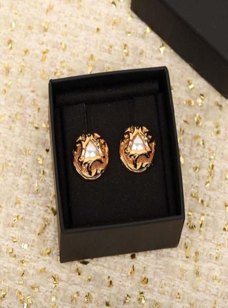 2023 luxury quality charm stud earring with nature shell beads in 18k gold plated have box stamp ps7417a93829521292922, Golden
2023 luxury quality charm stud earring with nature shell beads in 18k gold plated have box stamp ps7417a93829521292922, Golden