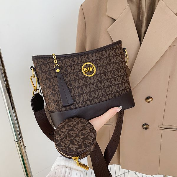 evening bags imjk luxury womens shoulder designer backpack crossbody purses handbag women clutch travel tote bag 230711
evening bags imjk luxury womens shoulder designer backpack crossbody purses handbag women clutch travel tote bag 230711