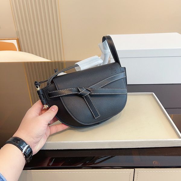 fashion shoulder bagdesigner tote bag crossbody shopping bag shoulder straps lady luxury famous brands fashion bag for women gift with box
fashion shoulder bagdesigner tote bag crossbody shopping bag shoulder straps lady luxury famous brands fashion bag for women gift with box