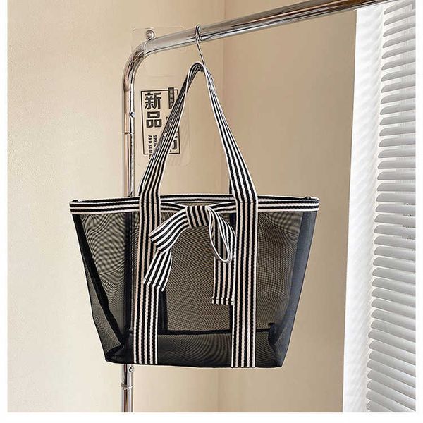 simple transparent one shoulder tote bag ins small fashion large capacity multi functional handbag underarm
simple transparent one shoulder tote bag ins small fashion large capacity multi functional handbag underarm
