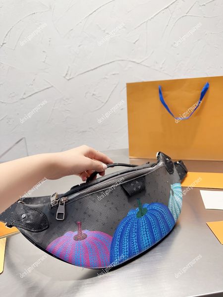tz designer bumbag women chest bag discovery waist bags casual fashion adjustable strap belt bags men printed fanny pack classic cross body
tz designer bumbag women chest bag discovery waist bags casual fashion adjustable strap belt bags men printed fanny pack classic cross body