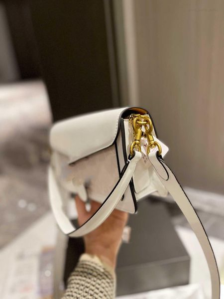 designer bag shoulder bags cross body for mirror leather female fashion trendy crossbody tabby with dust bag
designer bag shoulder bags cross body for mirror leather female fashion trendy crossbody tabby with dust bag