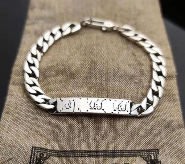 luxury designer bracelet charm gift hip hop women mens bracelets 16cm 18cm 20cm trendy cuban chain stainless steel cuff8946841, Golden;silver
luxury designer bracelet charm gift hip hop women mens bracelets 16cm 18cm 20cm trendy cuban chain stainless steel cuff8946841, Golden;silver