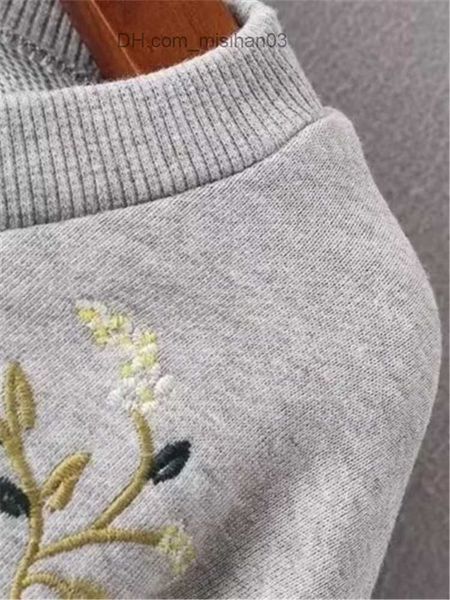 women's hoodies sweatshirts women's sweatshirt round neck zipper front cotton long sleeves floral design on pleated sleeves z23071, Black
women's hoodies sweatshirts women's sweatshirt round neck zipper front cotton long sleeves floral design on pleated sleeves z23071, Black