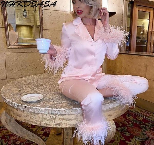 trendy women pajamas set autumn casual lapel feather 2pcs pants suits lingerie nightwear silk satin pyjamas pjs suit 25876656, Black;red
trendy women pajamas set autumn casual lapel feather 2pcs pants suits lingerie nightwear silk satin pyjamas pjs suit 25876656, Black;red