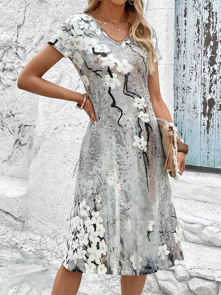 women'semery rose floral v neck dress, Black;gray
women'semery rose floral v neck dress, Black;gray