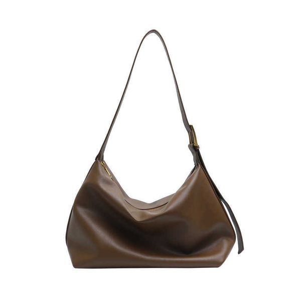 new cowhide tote bag women's large capacity one shoulder commuter bag soft leather niche leather crossbody bag tote bag
new cowhide tote bag women's large capacity one shoulder commuter bag soft leather niche leather crossbody bag tote bag