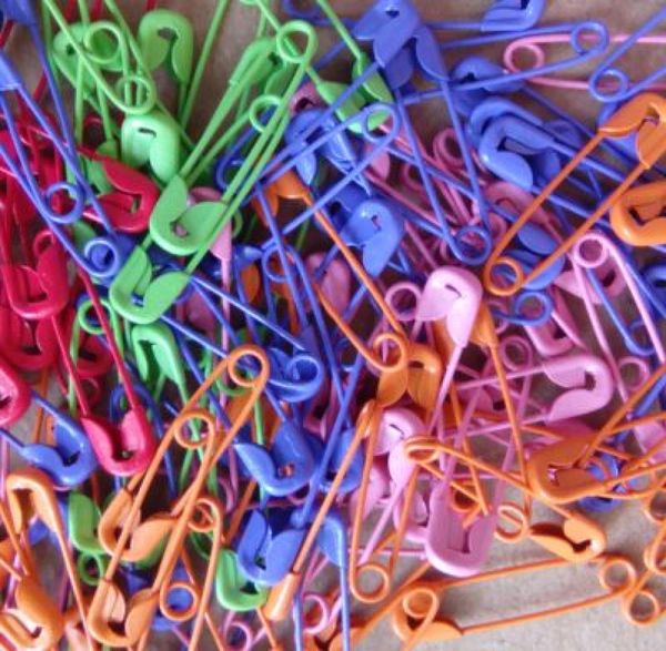 1000 pcs colorful steel safety pin for jewelry charms hang tags diy craft in 23mm long4763718, Silver
1000 pcs colorful steel safety pin for jewelry charms hang tags diy craft in 23mm long4763718, Silver