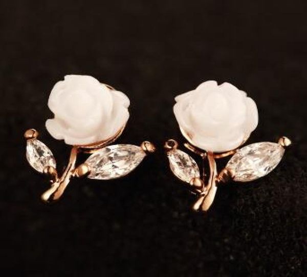 korean brand women earrings fashion zircon flower stud earrings 18k gold plated jewelry accessories9931687, Golden;silver
korean brand women earrings fashion zircon flower stud earrings 18k gold plated jewelry accessories9931687, Golden;silver