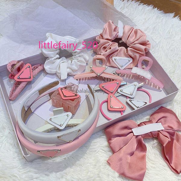 designer triangle hair clips classic p letters hair barrettes grip clip headbands pink color women hairpin headwear styles, Golden;silver
designer triangle hair clips classic p letters hair barrettes grip clip headbands pink color women hairpin headwear styles, Golden;silver