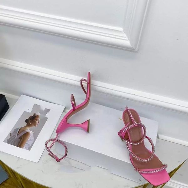 2023 designer heels women slippers classic high heeled coarse heel 100% leather womans shoes wedding dress muller shoes parties occupation p, Black
2023 designer heels women slippers classic high heeled coarse heel 100% leather womans shoes wedding dress muller shoes parties occupation p, Black