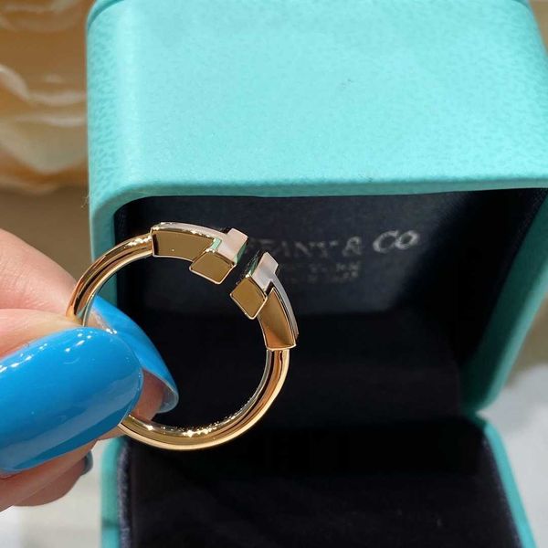 original new v gold double t half diamond fritillaria ring cnc white 18k rose new couple dydg, Silver
original new v gold double t half diamond fritillaria ring cnc white 18k rose new couple dydg, Silver