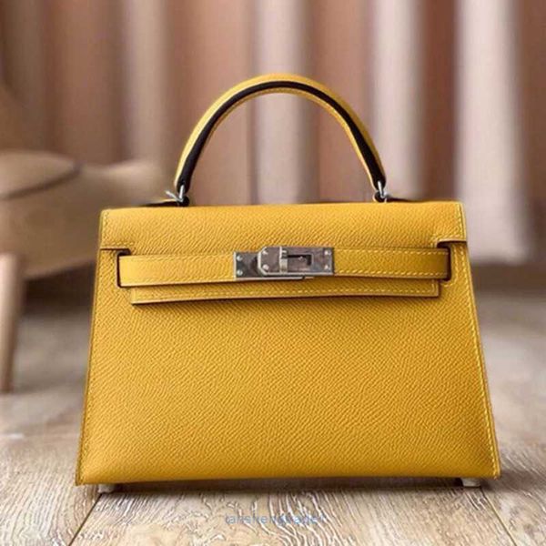 7a quality luxury designer tote bags h home kelys online store 2023 new second generation palm pattern bag fashion one shoulder oblique stra
7a quality luxury designer tote bags h home kelys online store 2023 new second generation palm pattern bag fashion one shoulder oblique stra