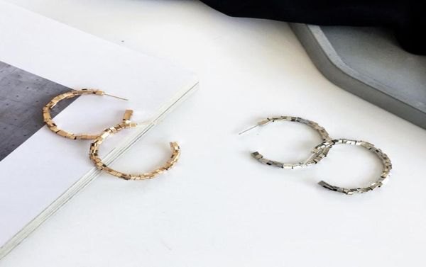 minimalist hand made creative design c word metal cool air temperament simple fashion accessories ear stud ear ring earrings3551956, Golden;silver
minimalist hand made creative design c word metal cool air temperament simple fashion accessories ear stud ear ring earrings3551956, Golden;silver