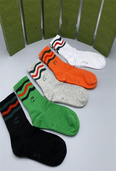 2022 designer mens and womens socks five brands of luxurys sports sock winter net letter knit sock cotton with boxes9652034, Black
2022 designer mens and womens socks five brands of luxurys sports sock winter net letter knit sock cotton with boxes9652034, Black