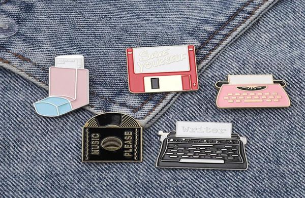 cute punk style diy small funny enamel brooches pins for women christmas demin shirt decor brooch pin metal kawaii badge fashion j7520903, Gray
cute punk style diy small funny enamel brooches pins for women christmas demin shirt decor brooch pin metal kawaii badge fashion j7520903, Gray
