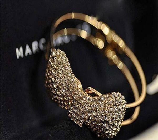 luxury crystal bowknot cuff bangle gold silver plated bangles women girls party jewelry rhinestone bracelet bridal wedding brace3296047, Black
luxury crystal bowknot cuff bangle gold silver plated bangles women girls party jewelry rhinestone bracelet bridal wedding brace3296047, Black