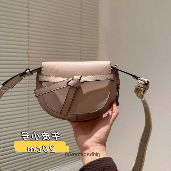 loew3 crossbody gate spain bow bags girl lady strap bag designer saddle mini embroidered wide shoulder large capacity commuter dumplings cow
loew3 crossbody gate spain bow bags girl lady strap bag designer saddle mini embroidered wide shoulder large capacity commuter dumplings cow