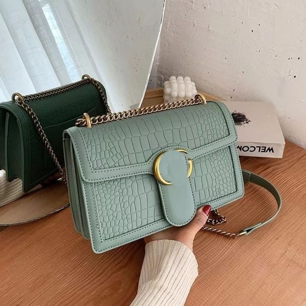 ladies classic chain shoulder messenger bag ladies purse messenger bag brand chain letter label handbag purse shoulder bag female purse
ladies classic chain shoulder messenger bag ladies purse messenger bag brand chain letter label handbag purse shoulder bag female purse