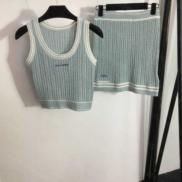23ss skirt set womens designer clothing embroidered lettering twist knitted vest short skirt sets womens clothing a1, White
23ss skirt set womens designer clothing embroidered lettering twist knitted vest short skirt sets womens clothing a1, White