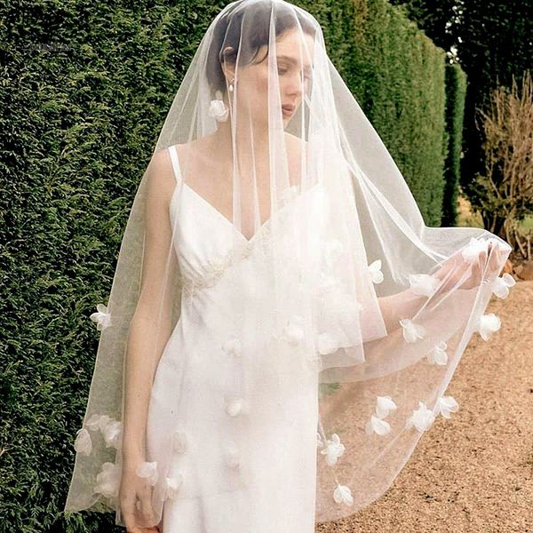 romantic little 3d flowers wedding bridal veils one layer fingertip length short veils with cape fashion women hair accessories for wedding, Black
romantic little 3d flowers wedding bridal veils one layer fingertip length short veils with cape fashion women hair accessories for wedding, Black