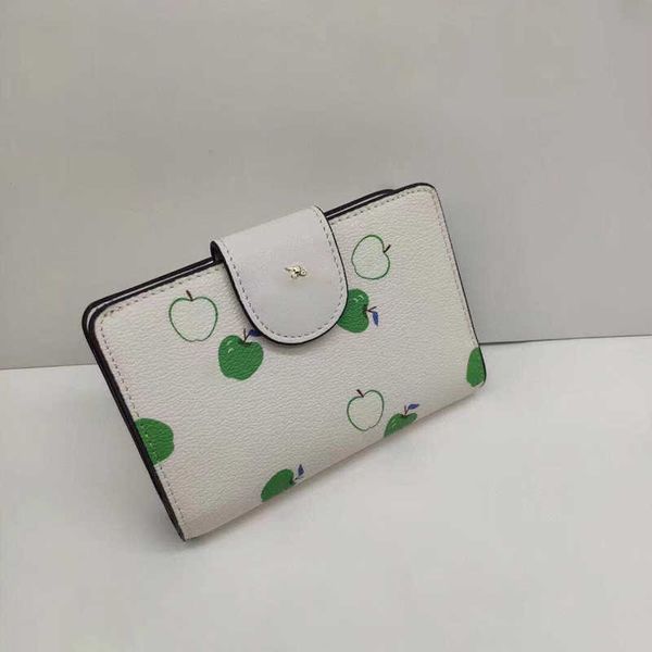 womens wallet luxury purses cute apple flower print card holder designer wallet women key pouch leather mini purse 230712, Red;black
womens wallet luxury purses cute apple flower print card holder designer wallet women key pouch leather mini purse 230712, Red;black