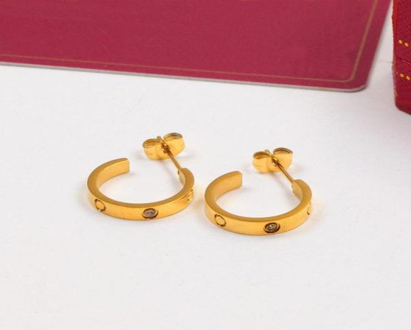 luxury women fashion stud classic size stainless steel couple gifts designer jewelry engagement earrings7558135, Golden;silver
luxury women fashion stud classic size stainless steel couple gifts designer jewelry engagement earrings7558135, Golden;silver