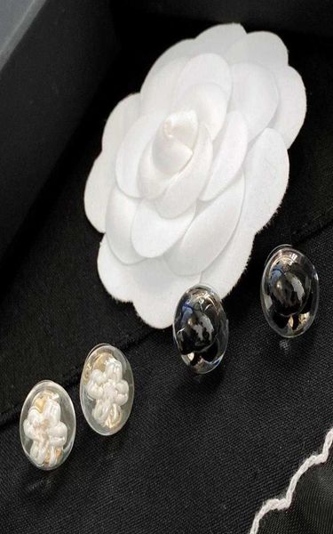 brand fashion pearl jewelry black white earrings acrylic black round camellia flower earrings design wedding party earrings8992370, Golden
brand fashion pearl jewelry black white earrings acrylic black round camellia flower earrings design wedding party earrings8992370, Golden