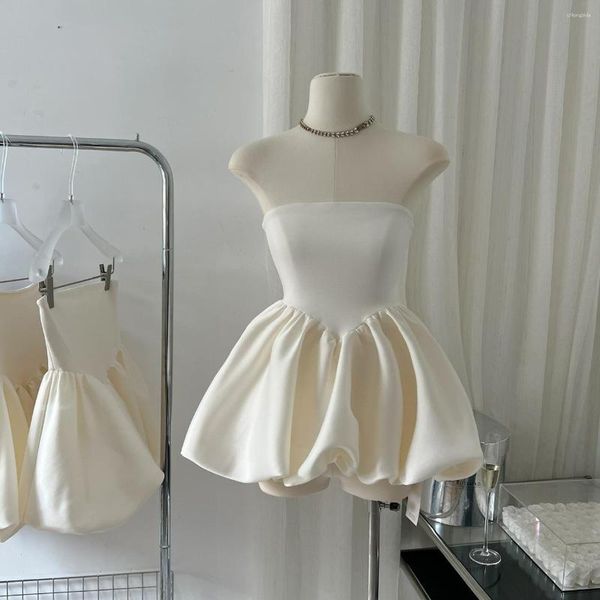 women's tanks elegant strapless sleeveless a line tank lady summer streetwear party solid color slim, White
women's tanks elegant strapless sleeveless a line tank lady summer streetwear party solid color slim, White