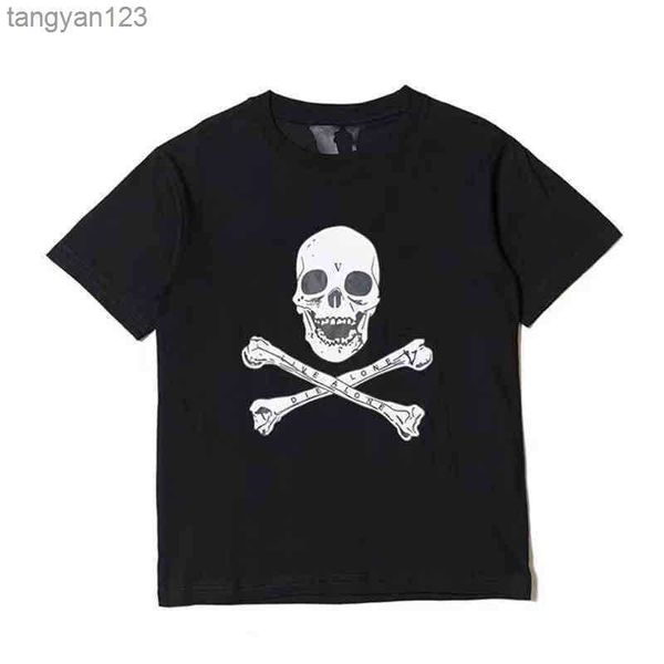 wang yibo's same halloween skull hip hop big v short sleeve t-shirt for men and womentuaf, White;black
wang yibo's same halloween skull hip hop big v short sleeve t-shirt for men and womentuaf, White;black