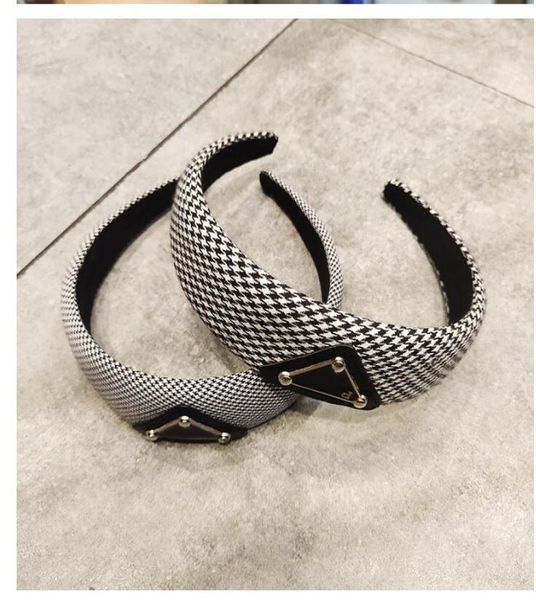 headbands european and american style houndstooth english alphabet sponge headband net red same face wash headband6352996, Silver
headbands european and american style houndstooth english alphabet sponge headband net red same face wash headband6352996, Silver