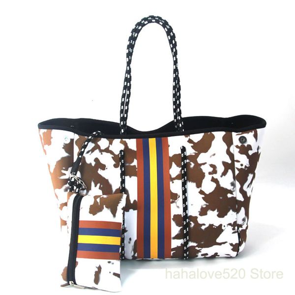 evening bags european american tote handbag ladies bag neoprene beach summer largecapacity shoulder waterproof travel vacation 230711
evening bags european american tote handbag ladies bag neoprene beach summer largecapacity shoulder waterproof travel vacation 230711