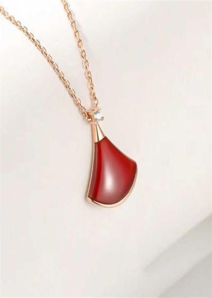 new dress new pendant necklaces for classical women elegant necklace highly quality choker chains designer jewelry 18k plated gold6530902, Silver
new dress new pendant necklaces for classical women elegant necklace highly quality choker chains designer jewelry 18k plated gold6530902, Silver