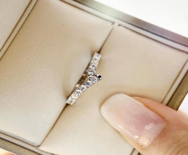 luxurious quality ribbon band ring with all sparky diamond charm ring jewelry christmas day jewelry gift ps64077864120, Silver
luxurious quality ribbon band ring with all sparky diamond charm ring jewelry christmas day jewelry gift ps64077864120, Silver