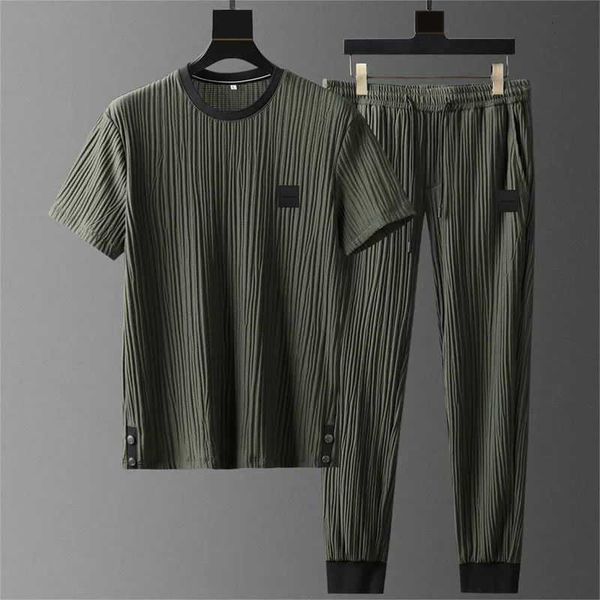 men s tracksuits elastic ice silk two piece set men pleated short sleeves t shirts and pants sports suits summer thin casual outfit 230711, Gray
men s tracksuits elastic ice silk two piece set men pleated short sleeves t shirts and pants sports suits summer thin casual outfit 230711, Gray