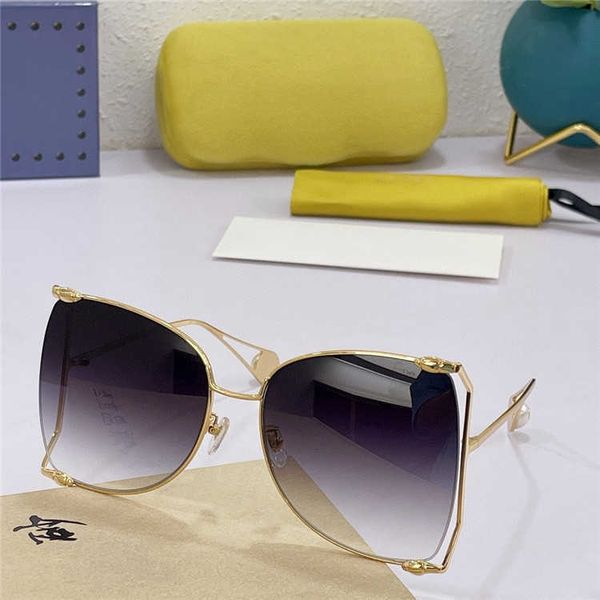 designer gc sunglasses fashion luxury brand new large frame a-frame covers face and shows thin sunglasses star outdoor of the same type for, White;black
designer gc sunglasses fashion luxury brand new large frame a-frame covers face and shows thin sunglasses star outdoor of the same type for, White;black