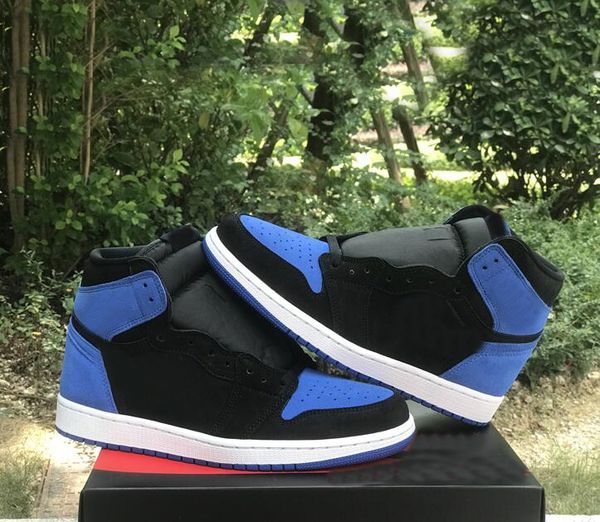 1 high og royal reimagined mens basketball shoes 1s black/royal blue-white womens outdoor sneakers dz5485-042 with original box
1 high og royal reimagined mens basketball shoes 1s black/royal blue-white womens outdoor sneakers dz5485-042 with original box