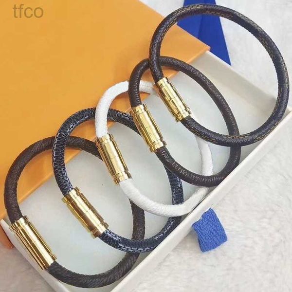 designer bracelets floral leather bracelet charm men and women metal lock fashion classic simple jewelry friendship valentine's day gif, Golden;silver
designer bracelets floral leather bracelet charm men and women metal lock fashion classic simple jewelry friendship valentine's day gif, Golden;silver
