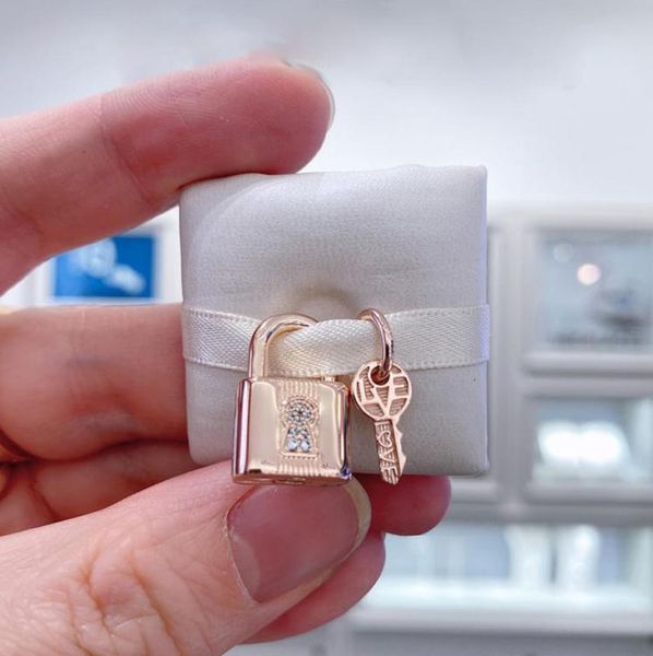 rose gold metal plated love heart lock and key charm for valentine's day fits european style jewelry beads bracelets5273770, Black
rose gold metal plated love heart lock and key charm for valentine's day fits european style jewelry beads bracelets5273770, Black
