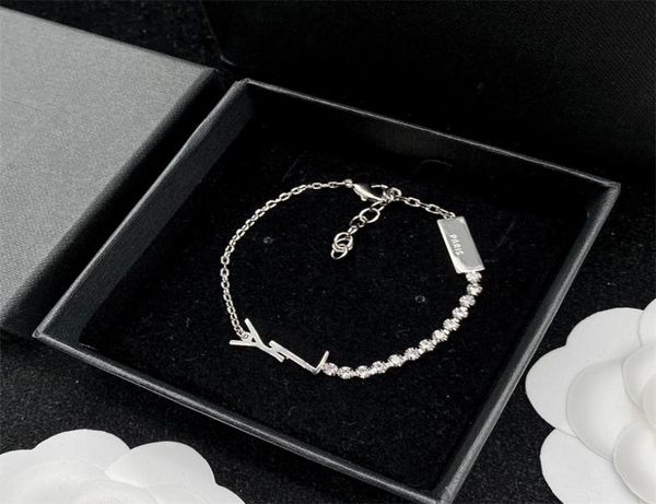 fashion love bracelet designer jewelry pendants bracelet luxury women gold silver chains bracelets lady hand chain 344914, Golden;silver
fashion love bracelet designer jewelry pendants bracelet luxury women gold silver chains bracelets lady hand chain 344914, Golden;silver