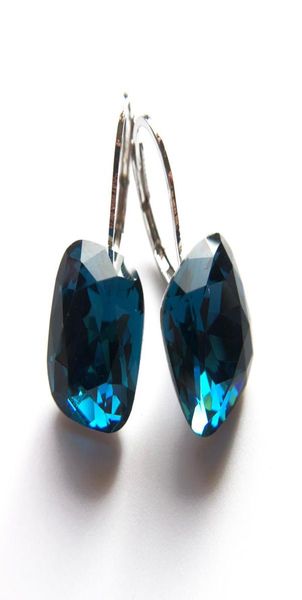 fashion square designers boucle d039oreille made with austria crystal for women stud earing fashion jewelry christmas8107264, Golden;silver
fashion square designers boucle d039oreille made with austria crystal for women stud earing fashion jewelry christmas8107264, Golden;silver