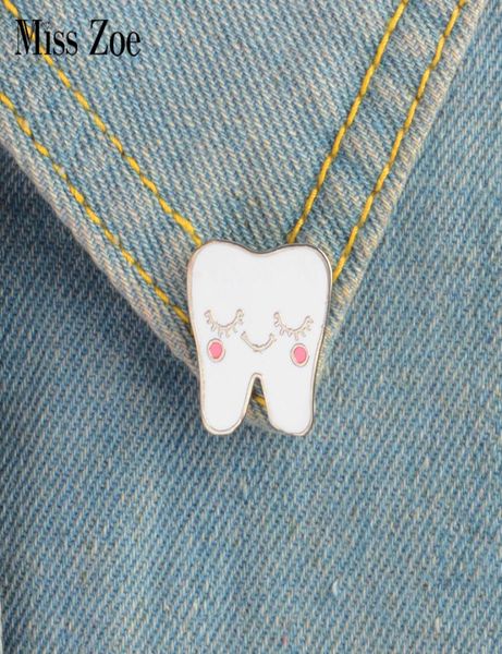 miss zoe cartoon zoete tand emaille pin leuke tands broches gift voor kids tandarts vriend badge button revers sieraden kleding je1917580, Gray
miss zoe cartoon zoete tand emaille pin leuke tands broches gift voor kids tandarts vriend badge button revers sieraden kleding je1917580, Gray