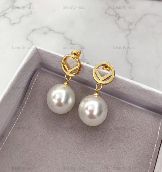 luxury pearl earring designer jewelry for women gold love earrings letter dangle ear rings f hoops chram piercing aretes with box 6578521, Silver
luxury pearl earring designer jewelry for women gold love earrings letter dangle ear rings f hoops chram piercing aretes with box 6578521, Silver