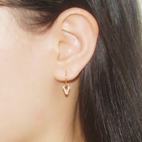european and american fashion s925 sterling silver earrings for women inset diamond english letter ear loops personality hipster jewelry
european and american fashion s925 sterling silver earrings for women inset diamond english letter ear loops personality hipster jewelry