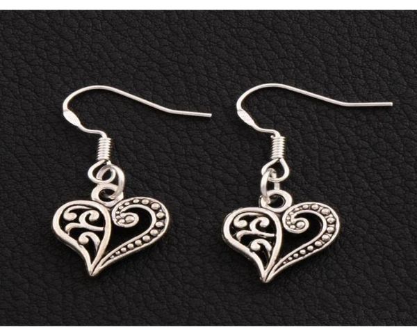 half flower heart earrings 925 silver fish chandelie ear hook 40pairslot tibetan silver e919 132x315mm qlhad2581991
half flower heart earrings 925 silver fish chandelie ear hook 40pairslot tibetan silver e919 132x315mm qlhad2581991