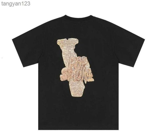 designer couples t-shirt pop smoke co branded short sleeve big v loose hip hop for men and women summer fashion clothing pullover tees, White;black 
designer couples t-shirt pop smoke co branded short sleeve big v loose hip hop for men and women summer fashion clothing pullover tees, White;black