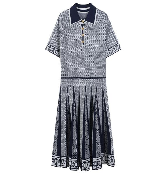 722 2021 spring summer brand same style dress short sleeve lapel neck a line mid calf kint dress luxury womens clothes flora print5128650, Black
722 2021 spring summer brand same style dress short sleeve lapel neck a line mid calf kint dress luxury womens clothes flora print5128650, Black