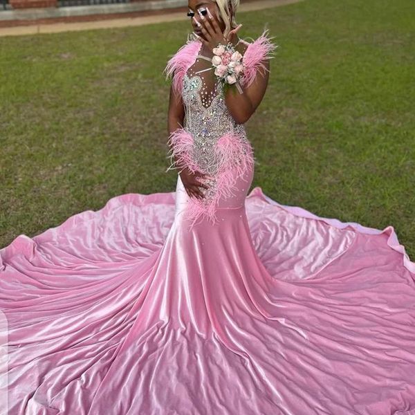 pink sparkly mermaid crystal feather prom dresses for black girls o-neck birthday party evening dress court train robe de ball
pink sparkly mermaid crystal feather prom dresses for black girls o-neck birthday party evening dress court train robe de ball
